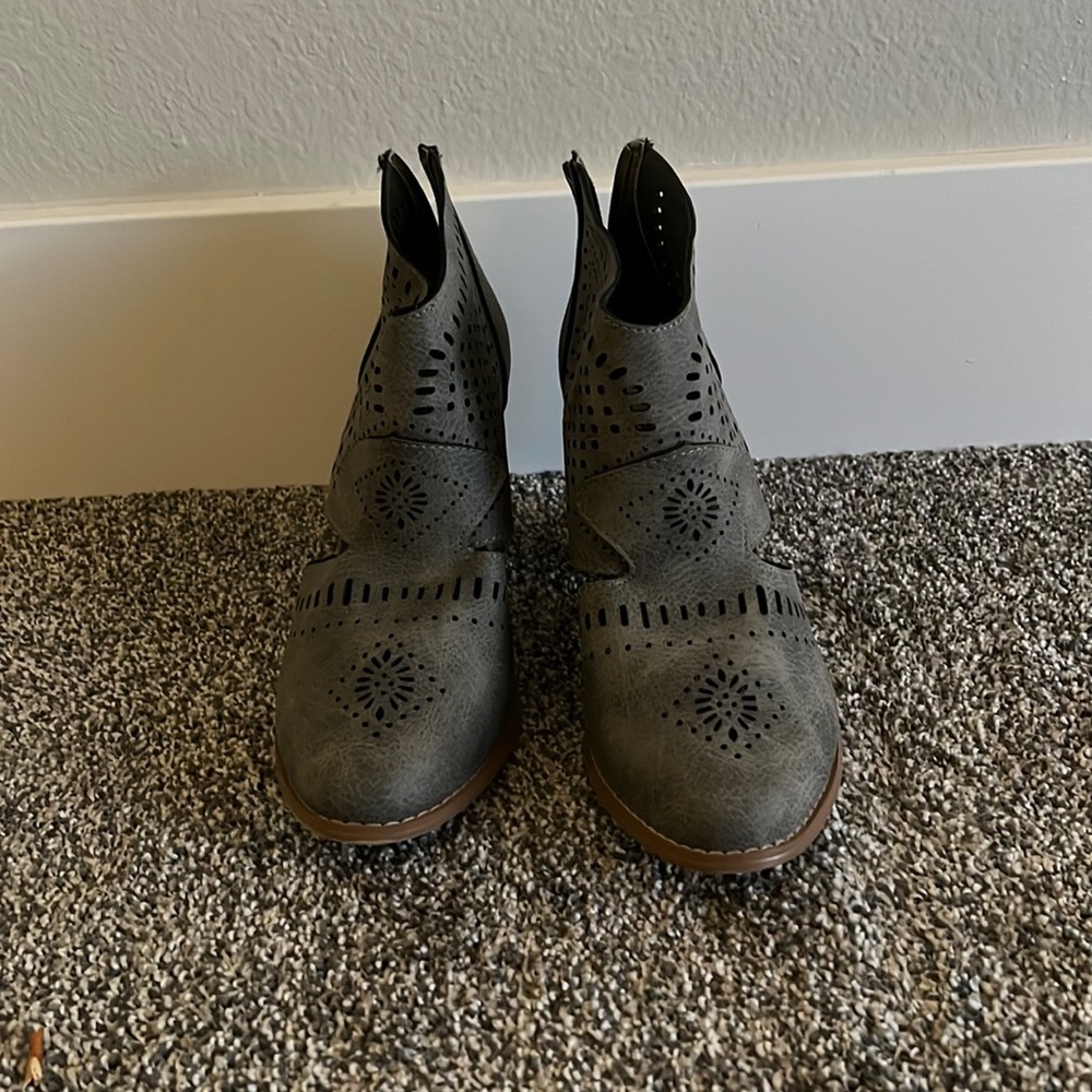 Womens heels